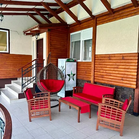 Vikendica Dva Labuda Holiday home *