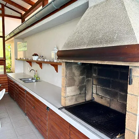 Vikendica Dva Labuda