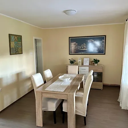 Vikendica Dva Labuda Holiday home